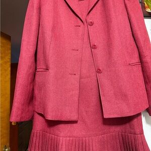 Jones Wear Red Blazer and Skirt Set